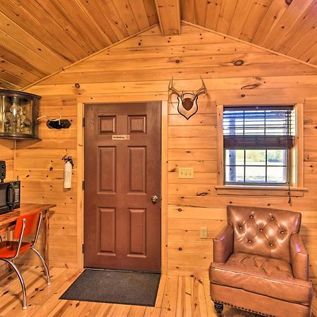 Rural Cabin Hideaway With Fire Pit And Mtn Views! Parsons Exterior photo